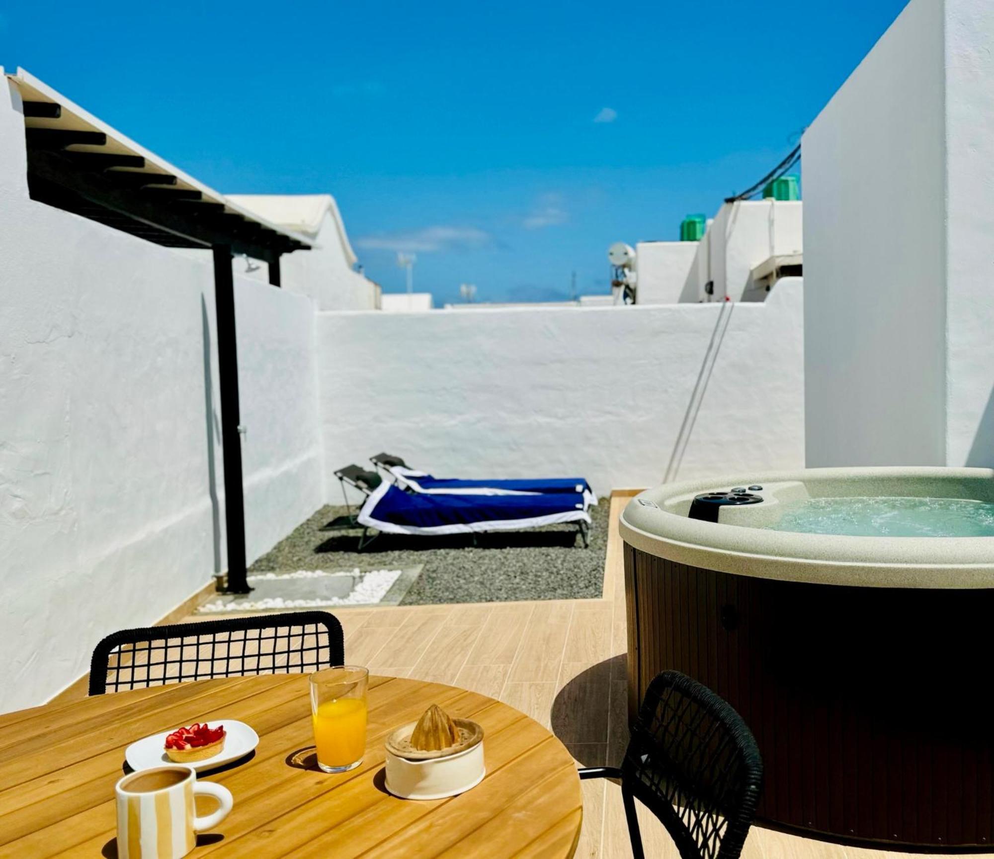 Canaryislandshost I Malva Apartment *